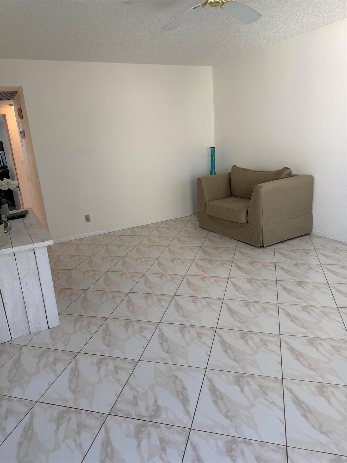 MANSFIELD AT CENTURY VILL - Residential Lease