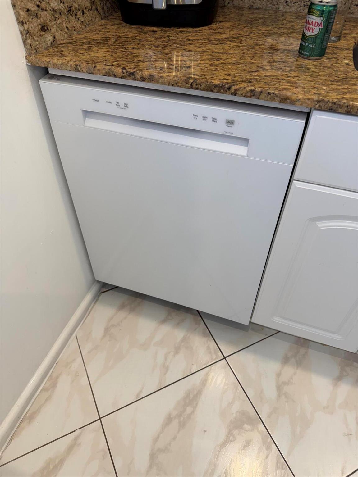 MANSFIELD AT CENTURY VILL - Residential Lease