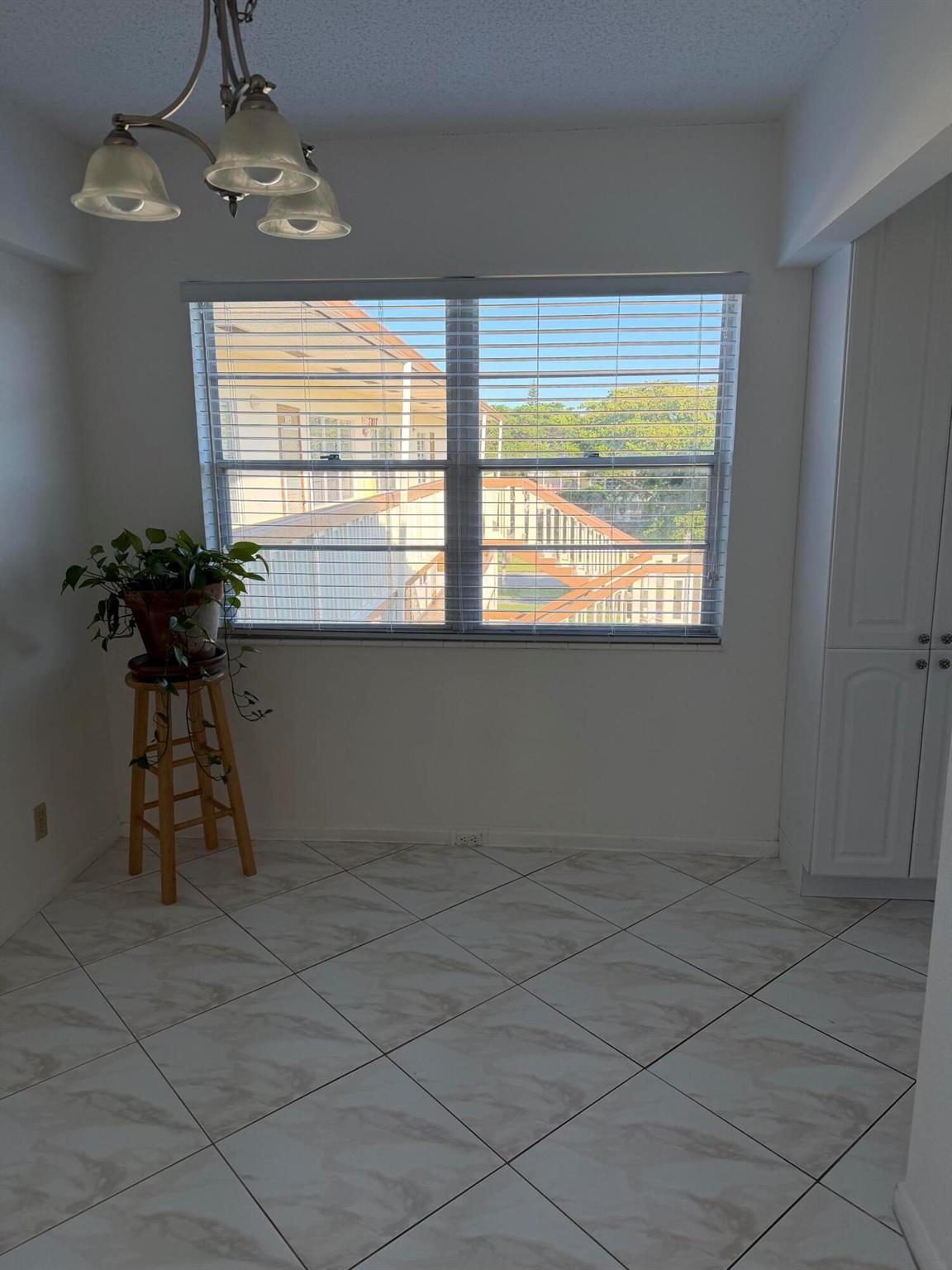 MANSFIELD AT CENTURY VILL - Residential Lease