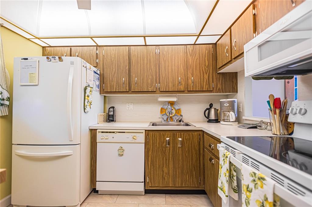 Holiday Springs Village 2 - Residential