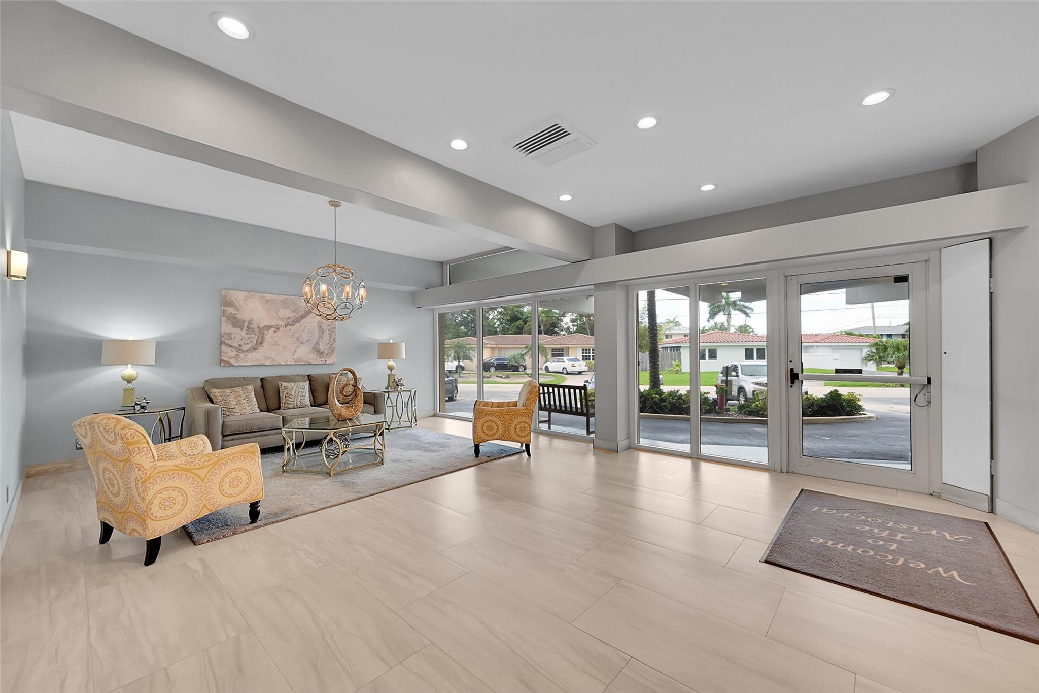 1200 Hibiscus Ave 203