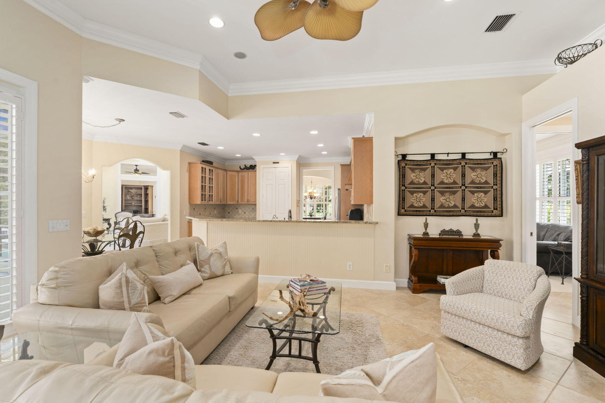 CASTLE HILL - Residential