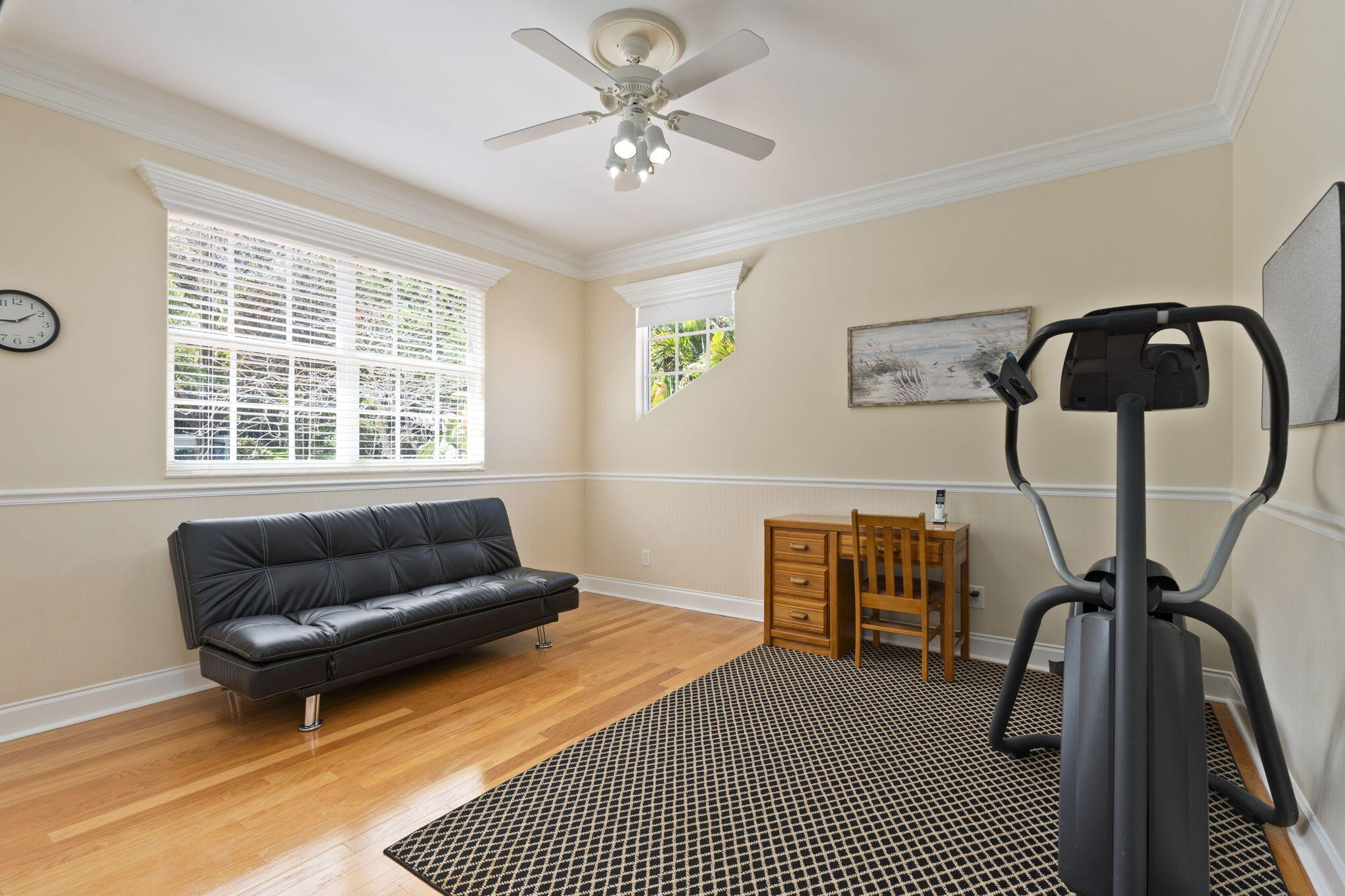 CASTLE HILL - Residential