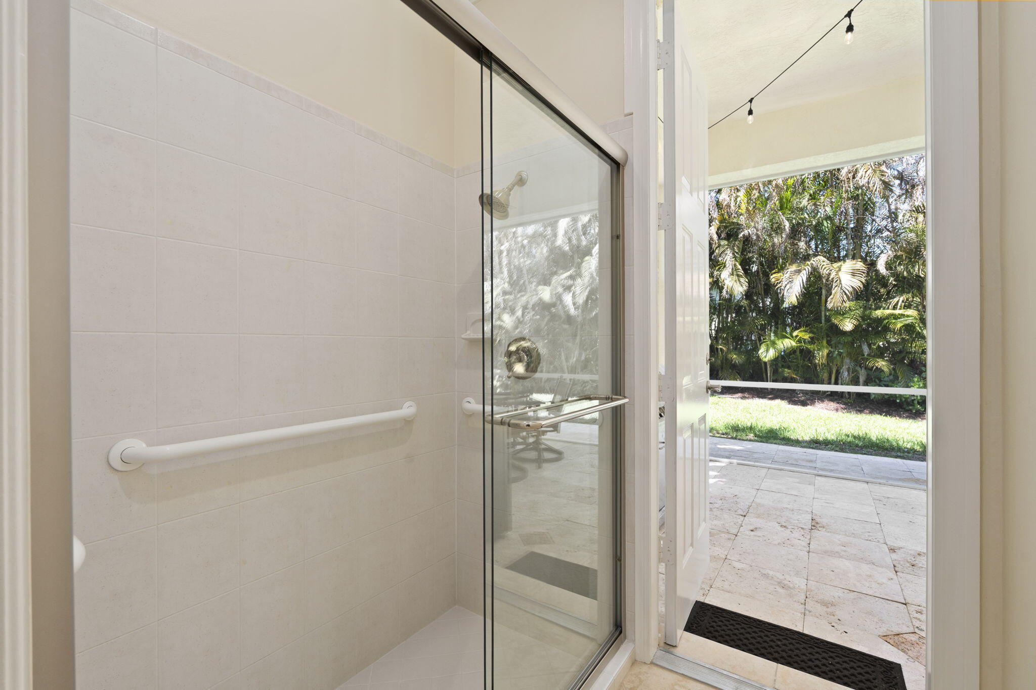 CASTLE HILL - Residential