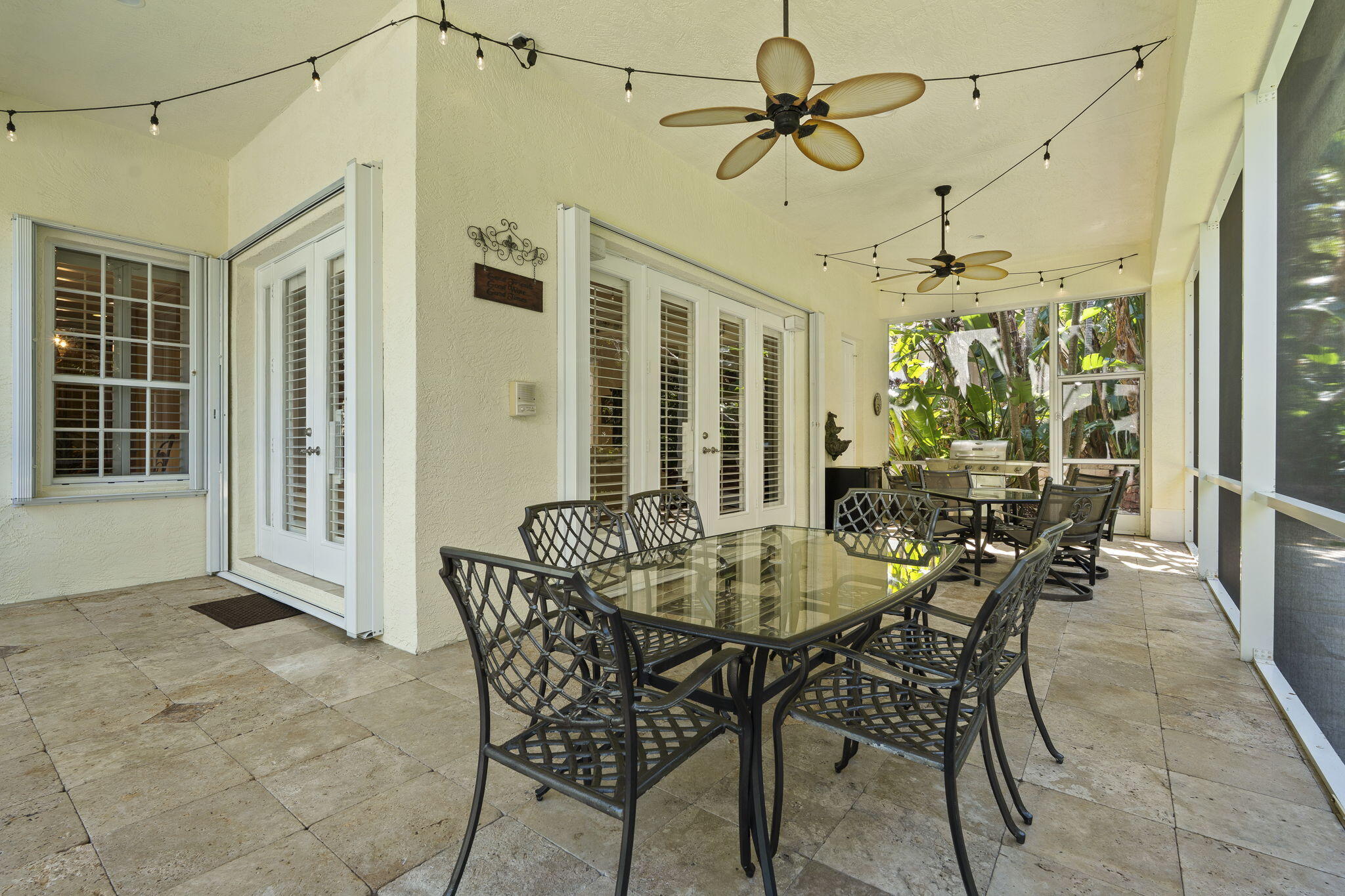 CASTLE HILL - Residential