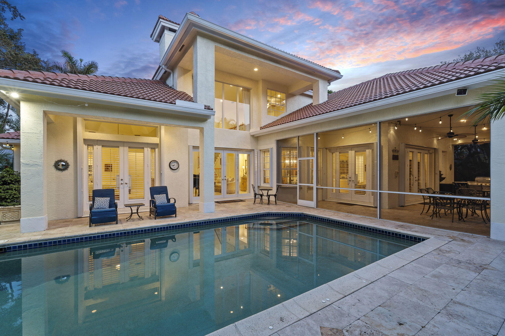 CASTLE HILL - Residential