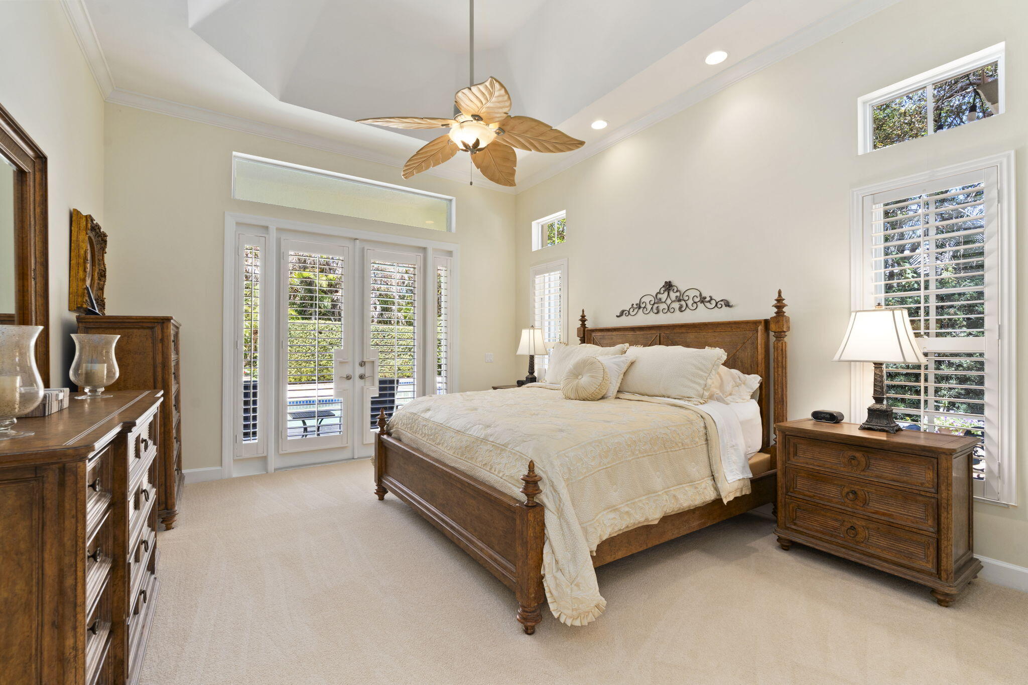 CASTLE HILL - Residential