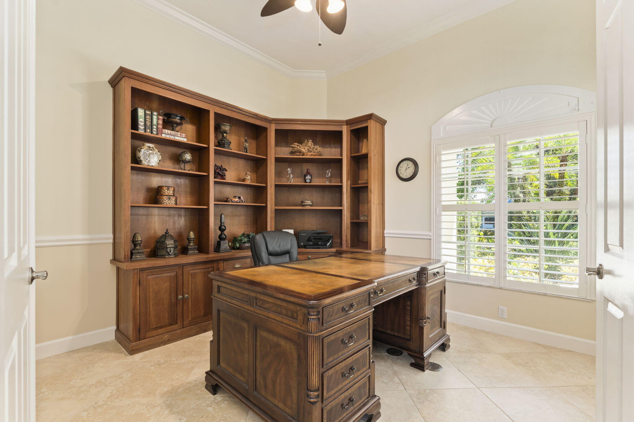 CASTLE HILL - Residential