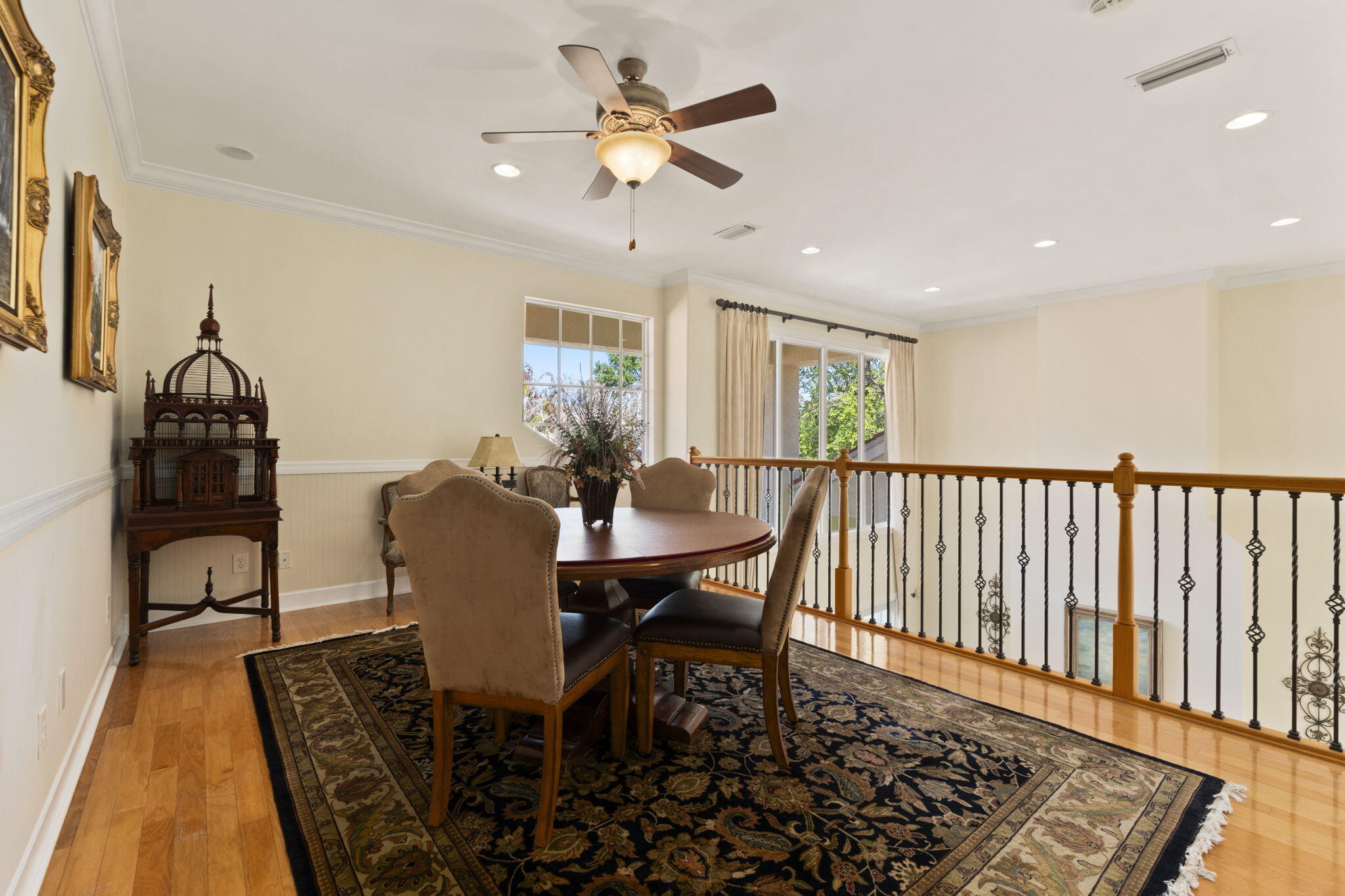 CASTLE HILL - Residential