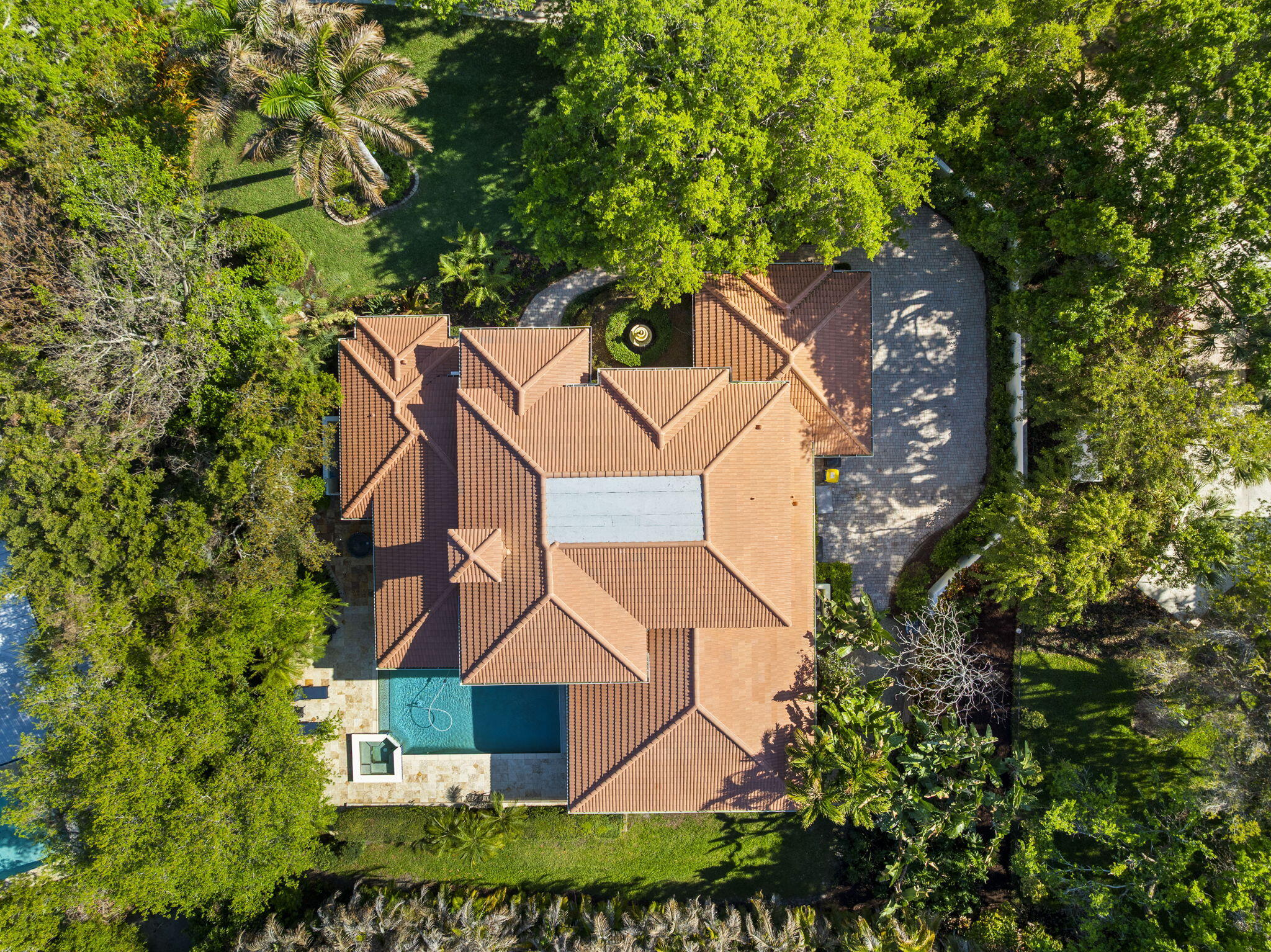 CASTLE HILL - Residential