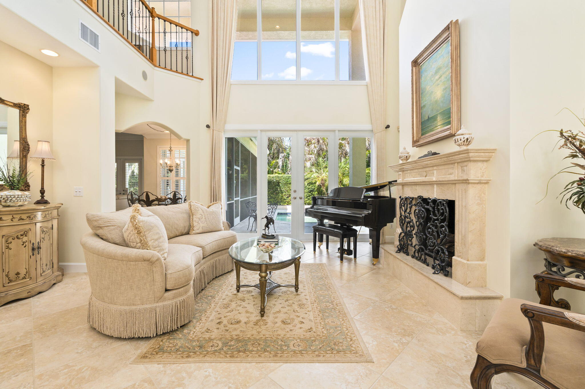 CASTLE HILL - Residential