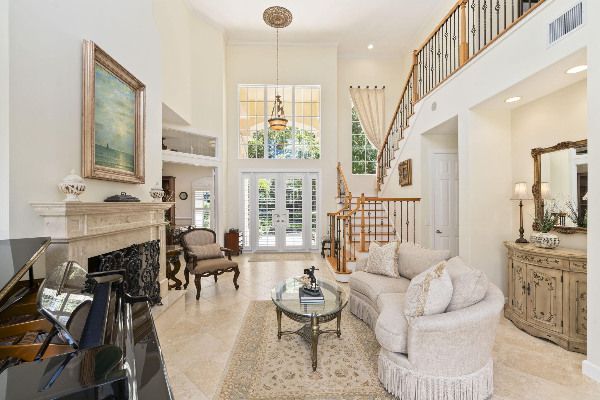 CASTLE HILL - Residential