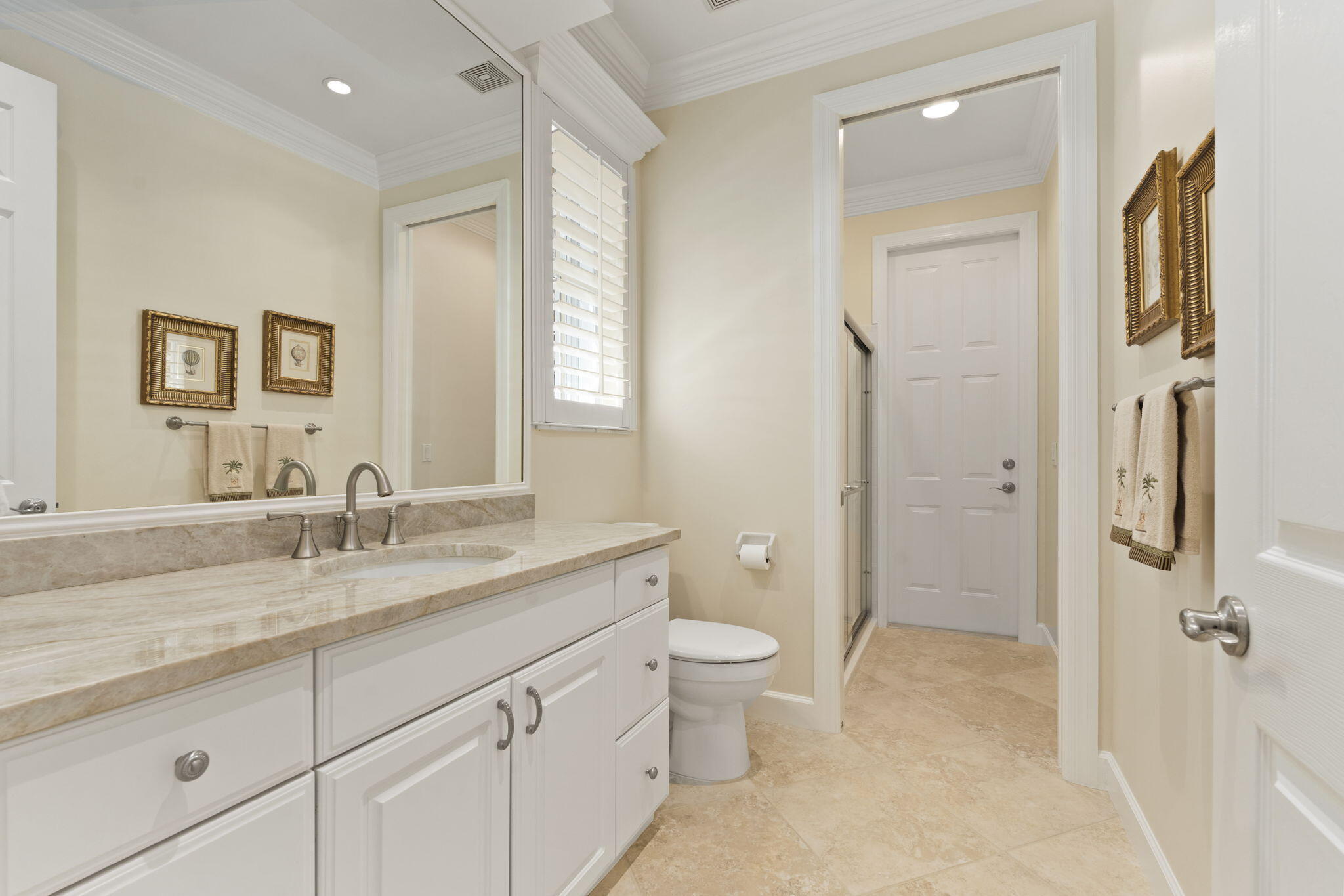 CASTLE HILL - Residential