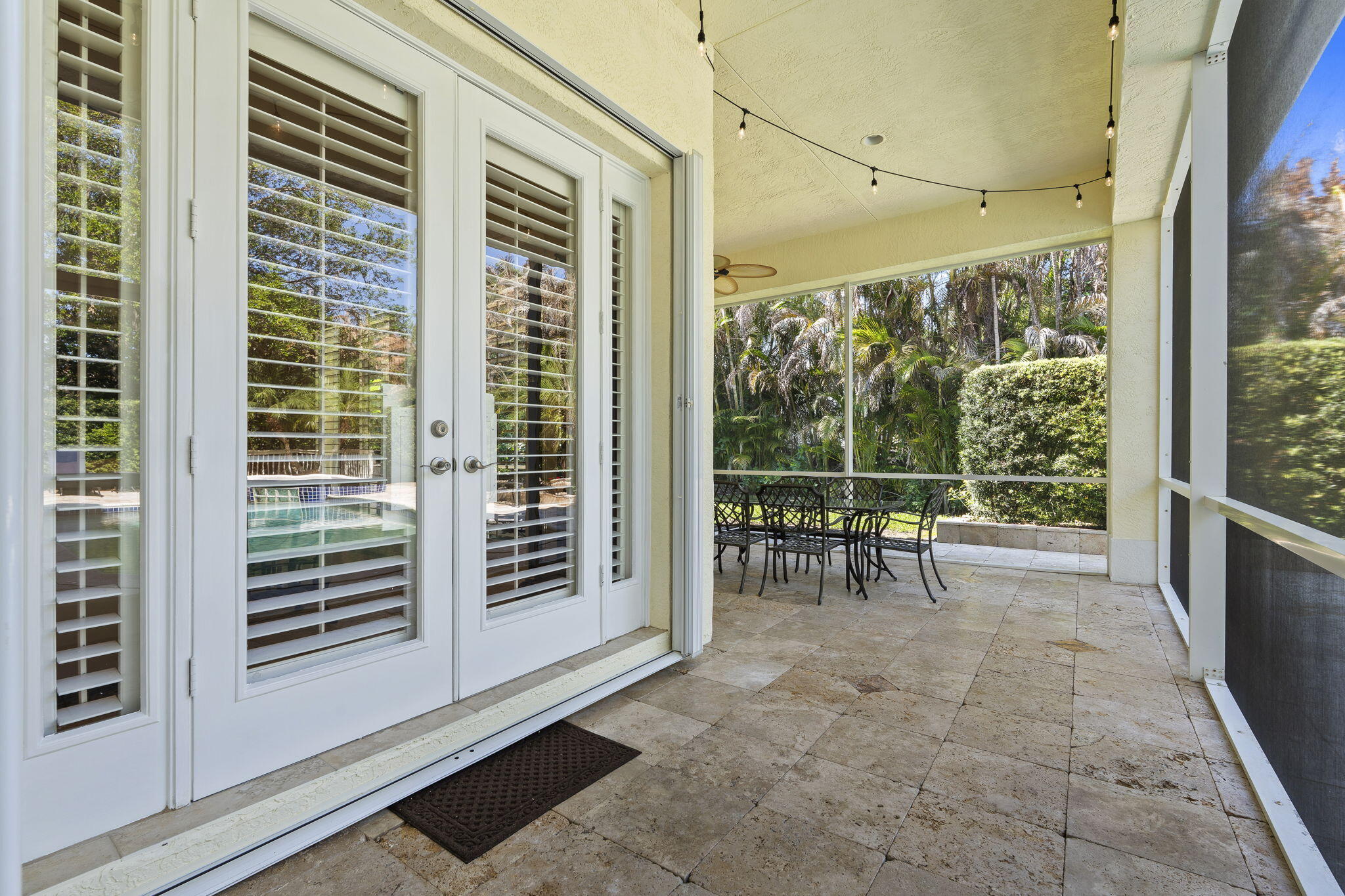 CASTLE HILL - Residential