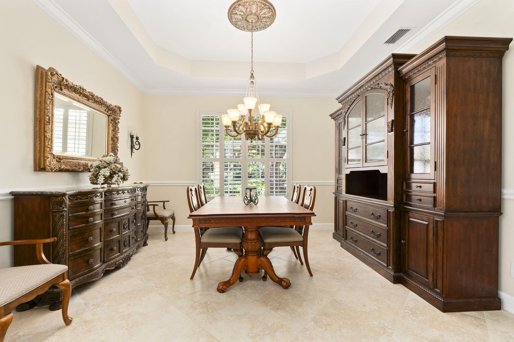 CASTLE HILL - Residential