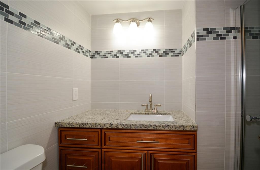 MIDDLE RIVER VILLAS - Residential