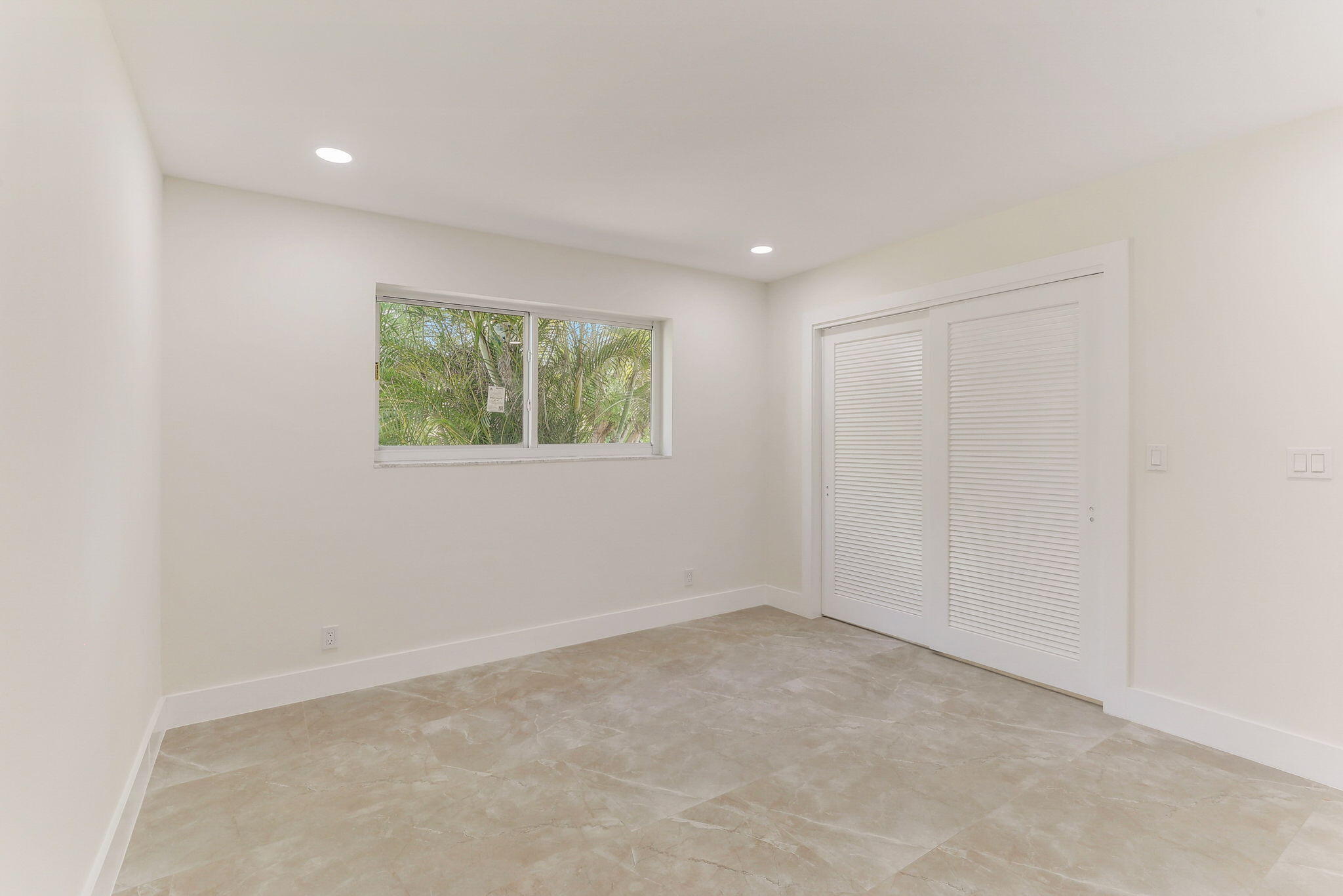 LANDINGS FIRST SEC - Residential