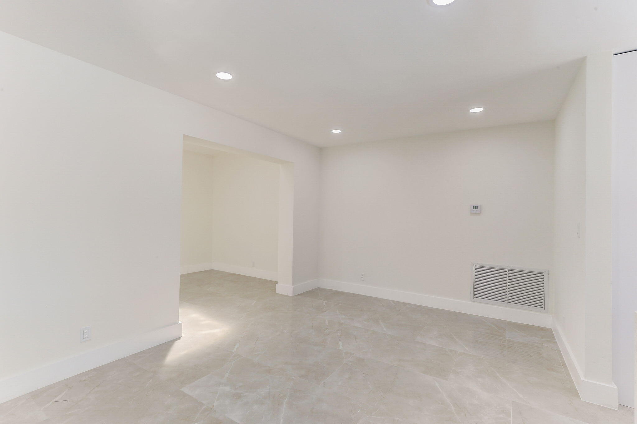 LANDINGS FIRST SEC - Residential