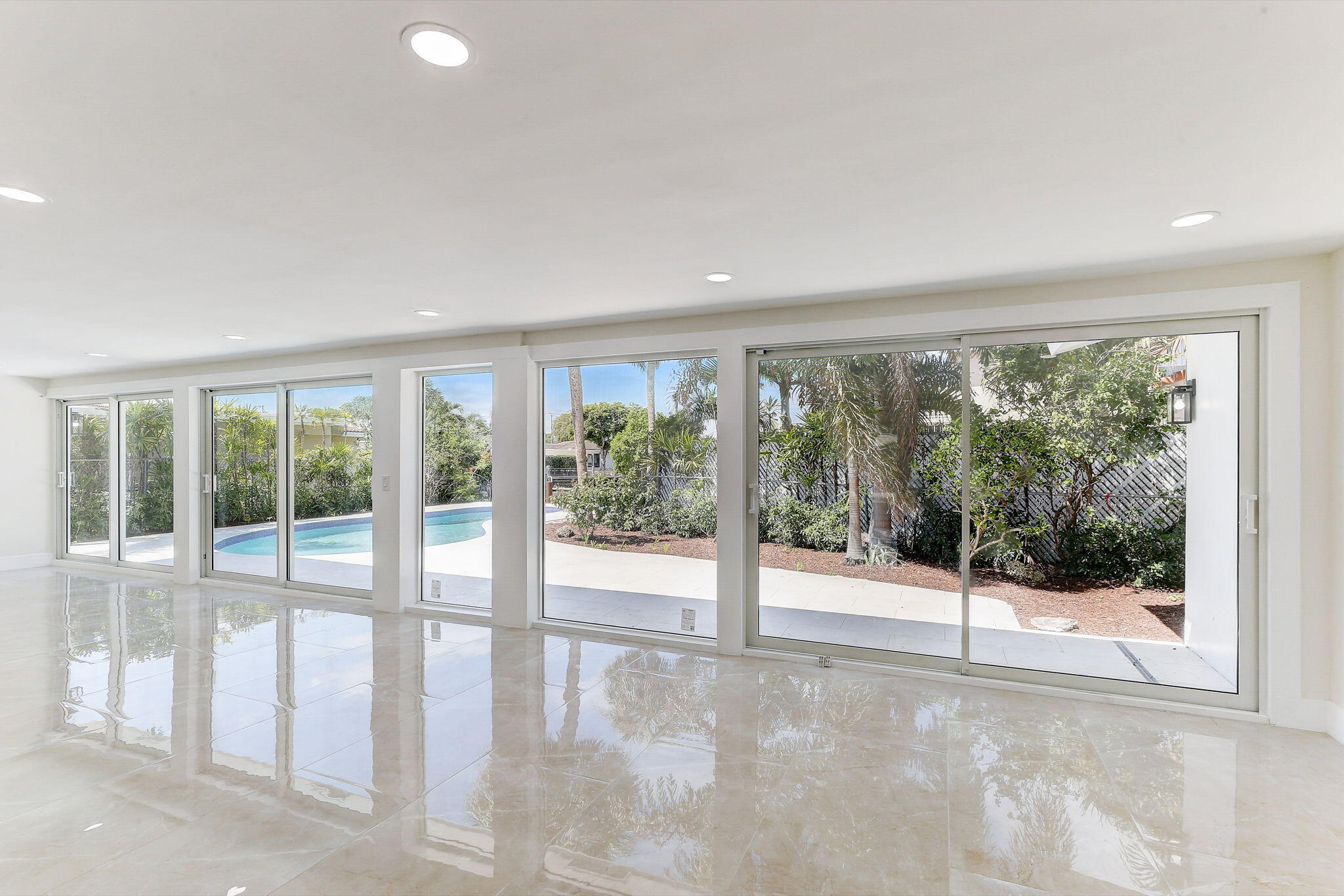 LANDINGS FIRST SEC - Residential