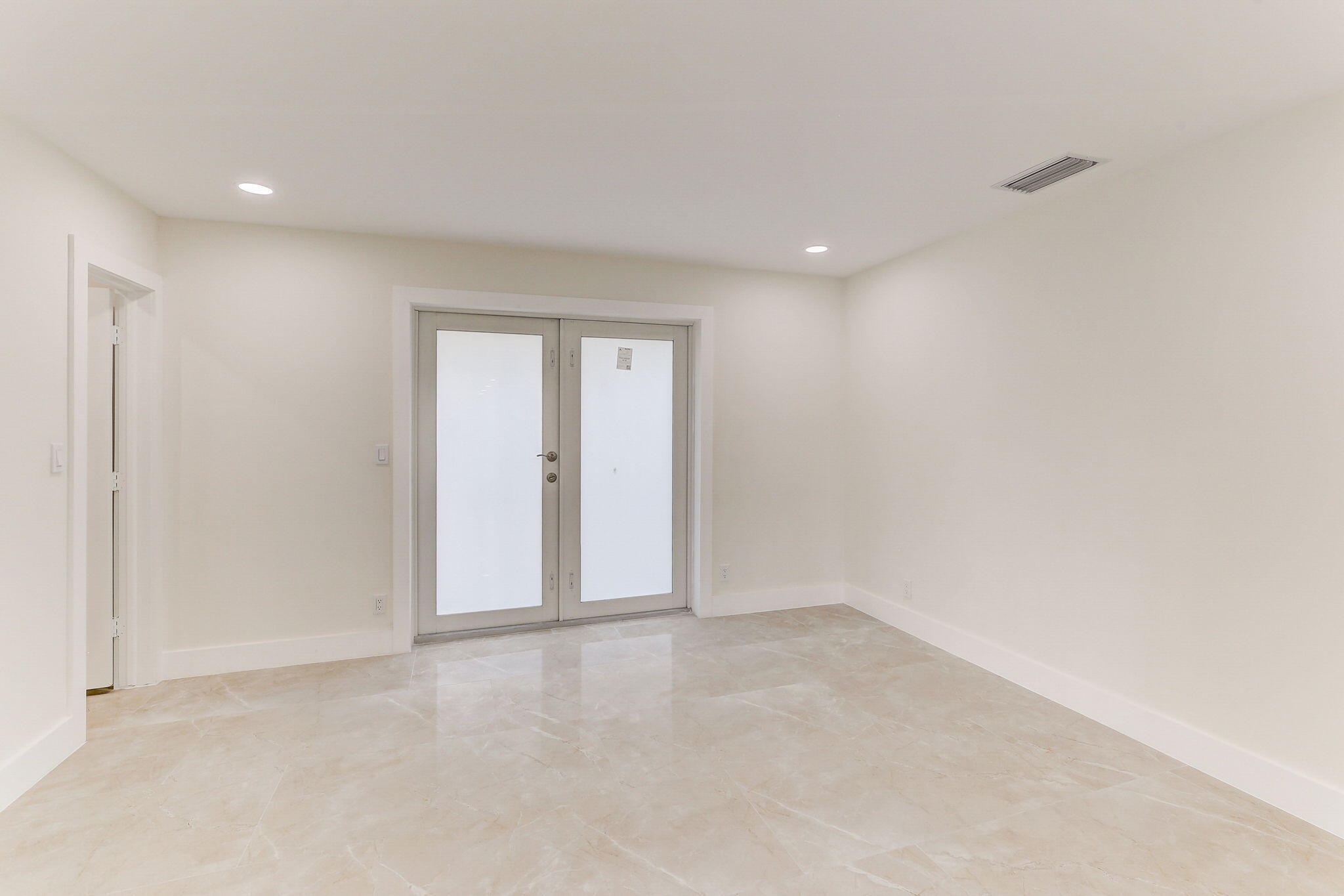 LANDINGS FIRST SEC - Residential