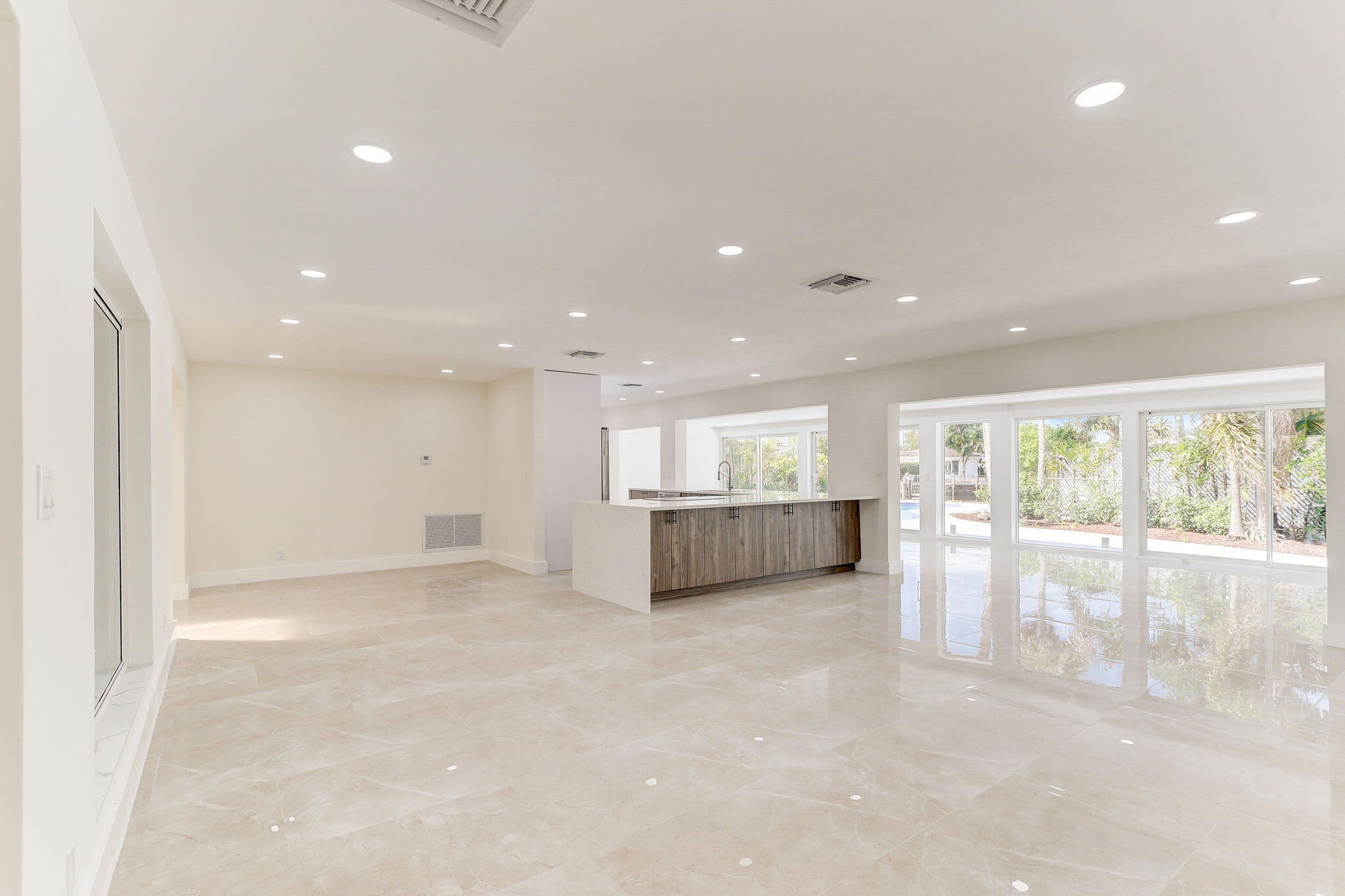 LANDINGS FIRST SEC - Residential