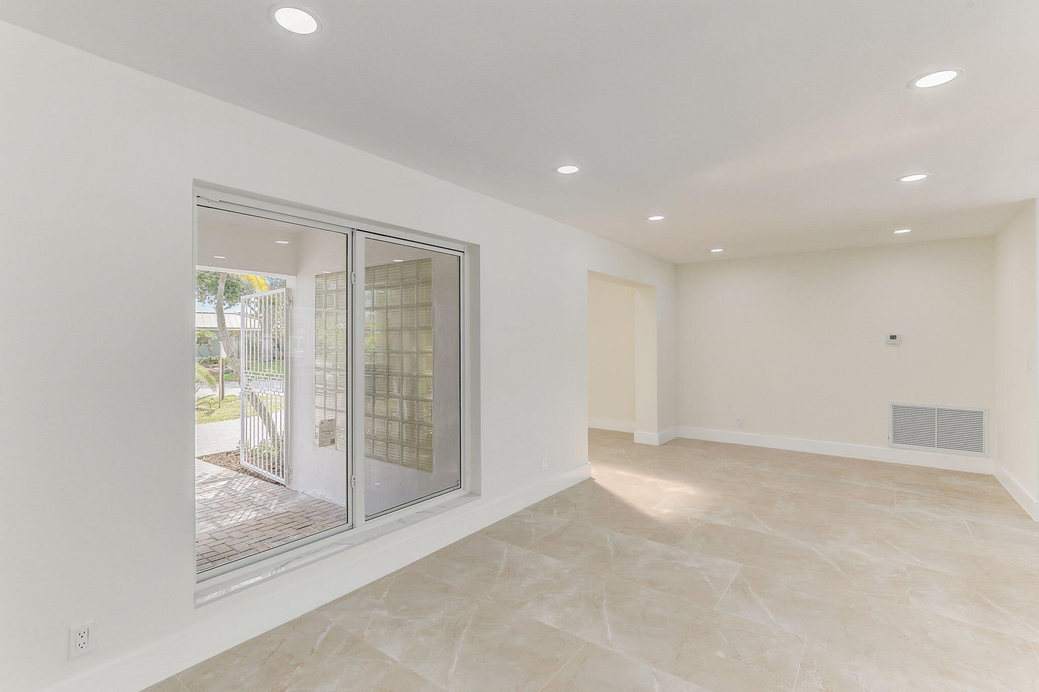 LANDINGS FIRST SEC - Residential