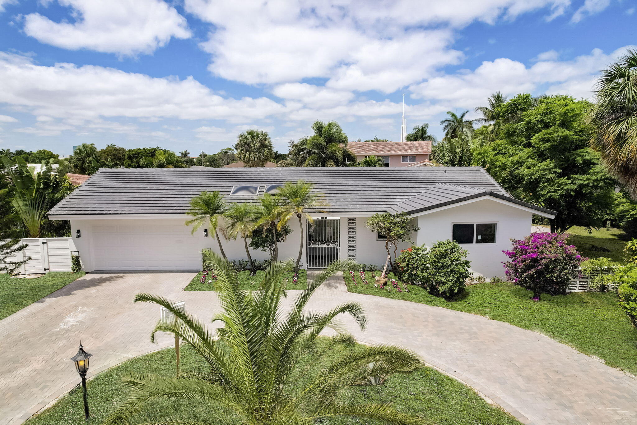 LANDINGS FIRST SEC - Residential