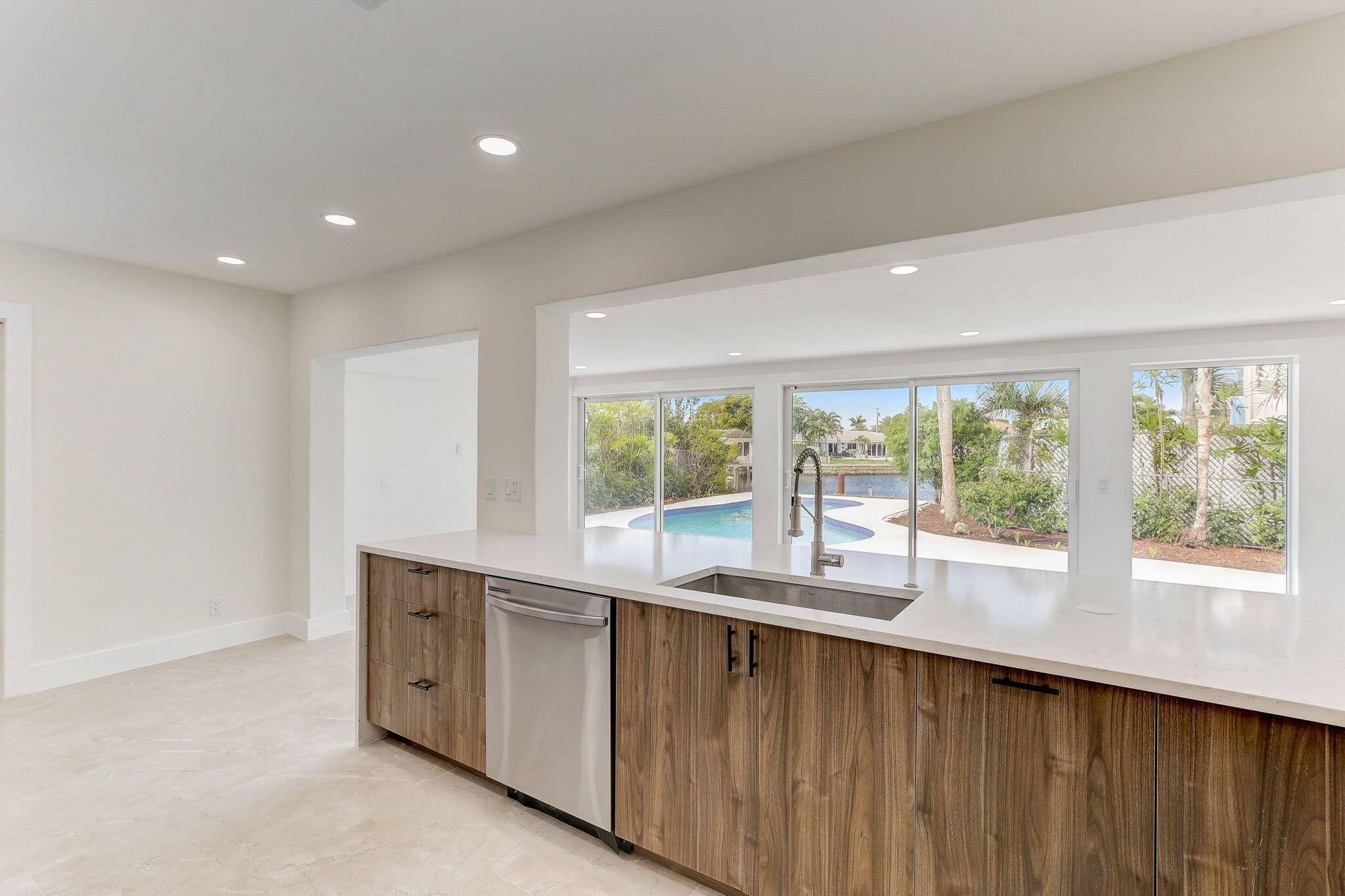 LANDINGS FIRST SEC - Residential