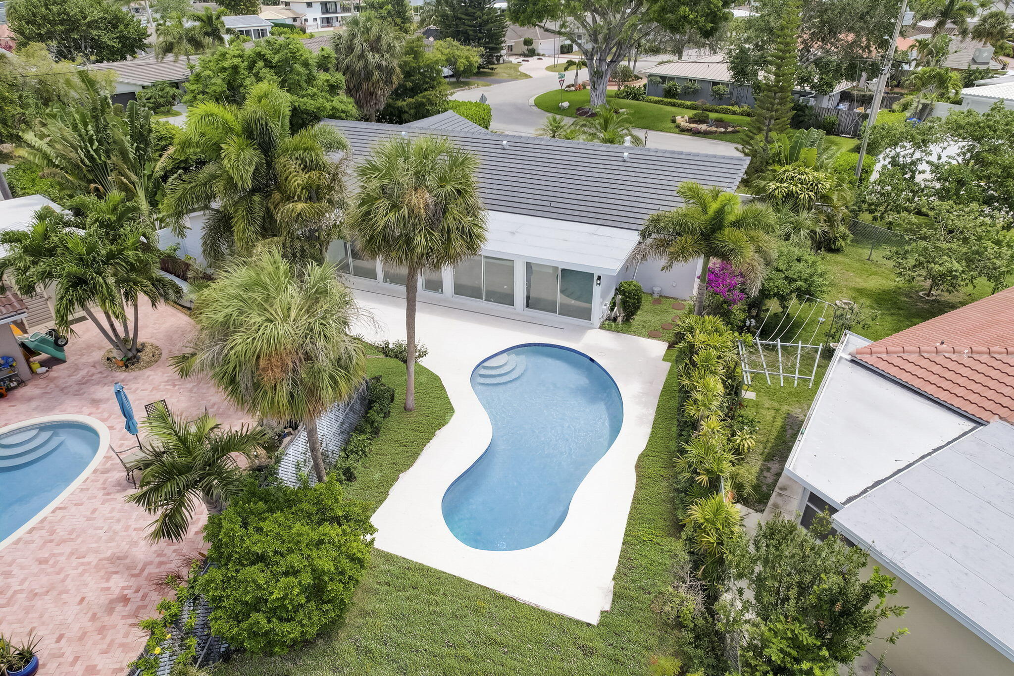 LANDINGS FIRST SEC - Residential