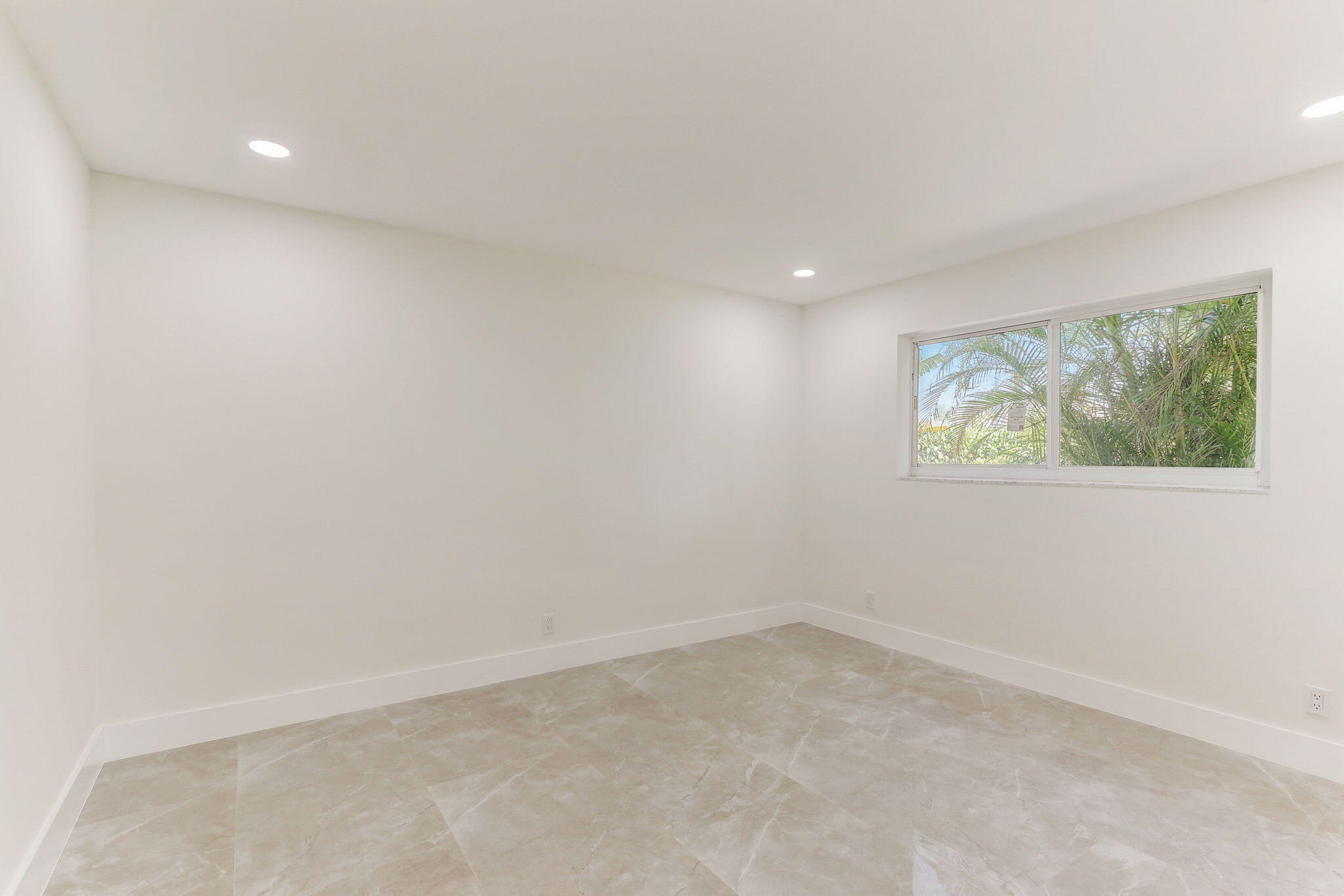 LANDINGS FIRST SEC - Residential