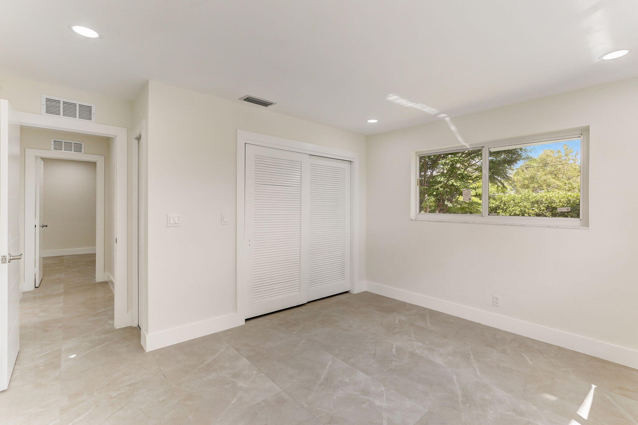 LANDINGS FIRST SEC - Residential