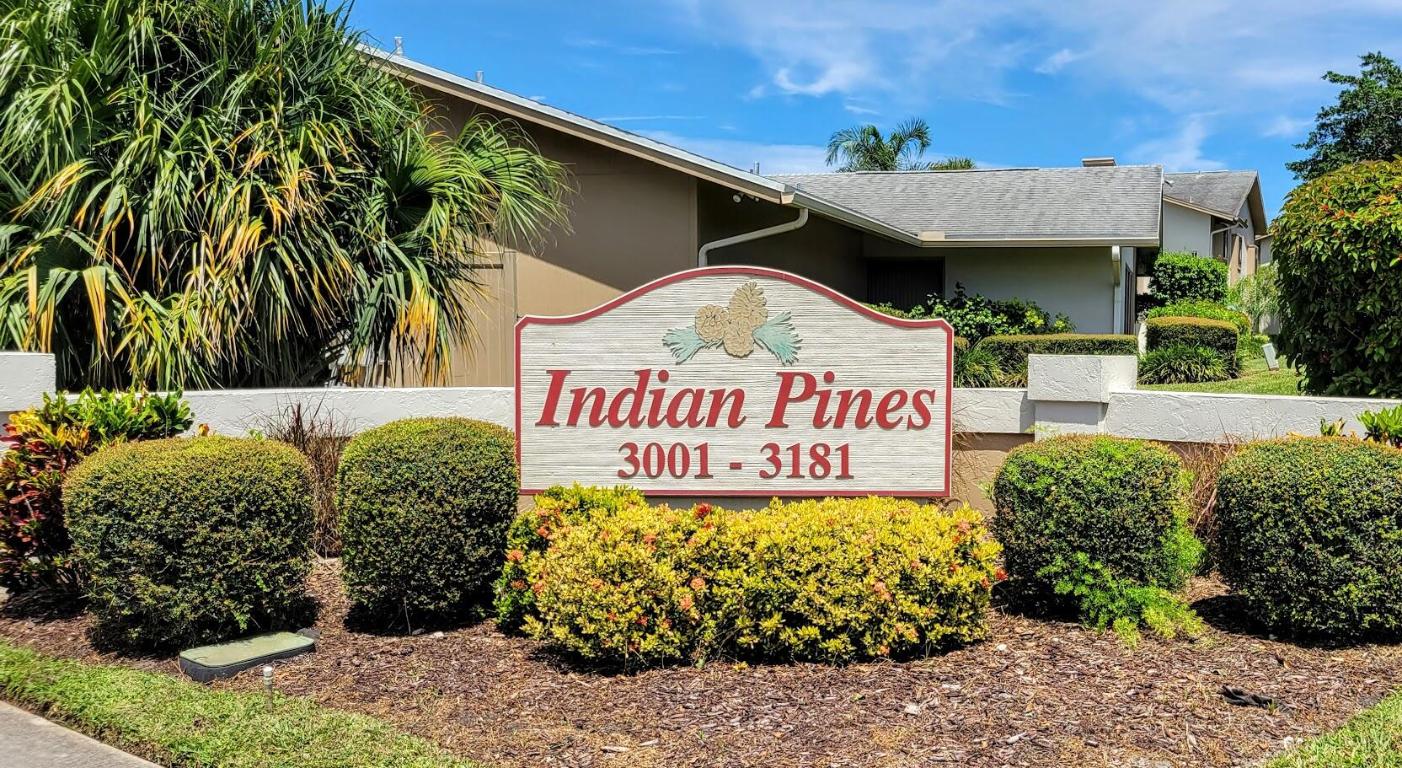 3105 SE Aster Lane 1806