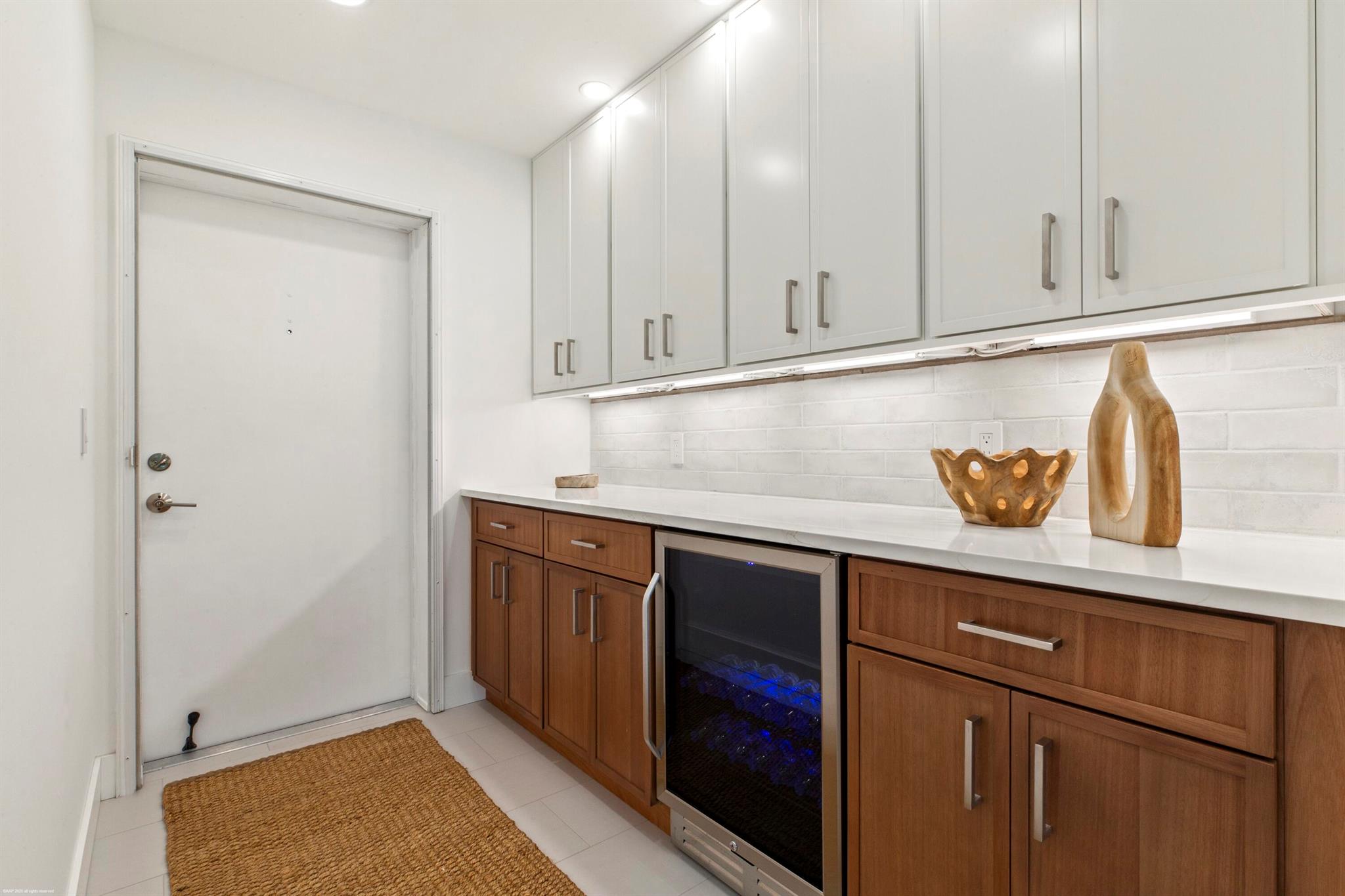 SUGAR SANDS CONDO 17 - Residential Lease