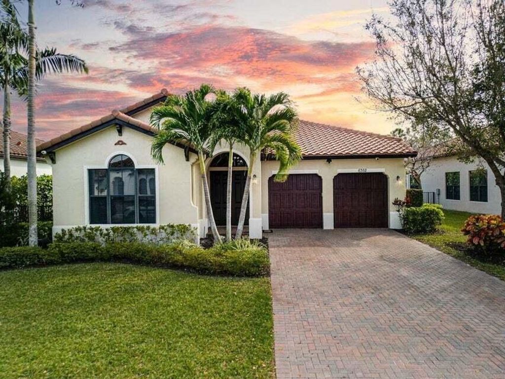 Photo of 6352 Vireo Court, Lake Worth, FL 33463 (MLS # R10961019)