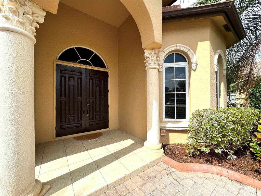 Photo of 862 SW Piedmont Court, Port Saint Lucie, FL 34986 (MLS # F10470091)