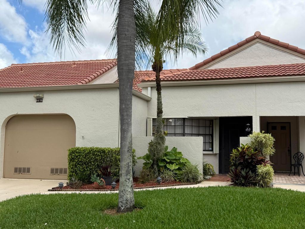 Photo of 5878 Parkwalk Circle W, Boynton Beach, FL 33472 (MLS # B26030623)