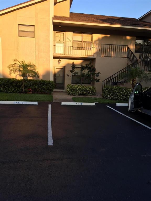 JUPITER DUNES CONDO - Residential