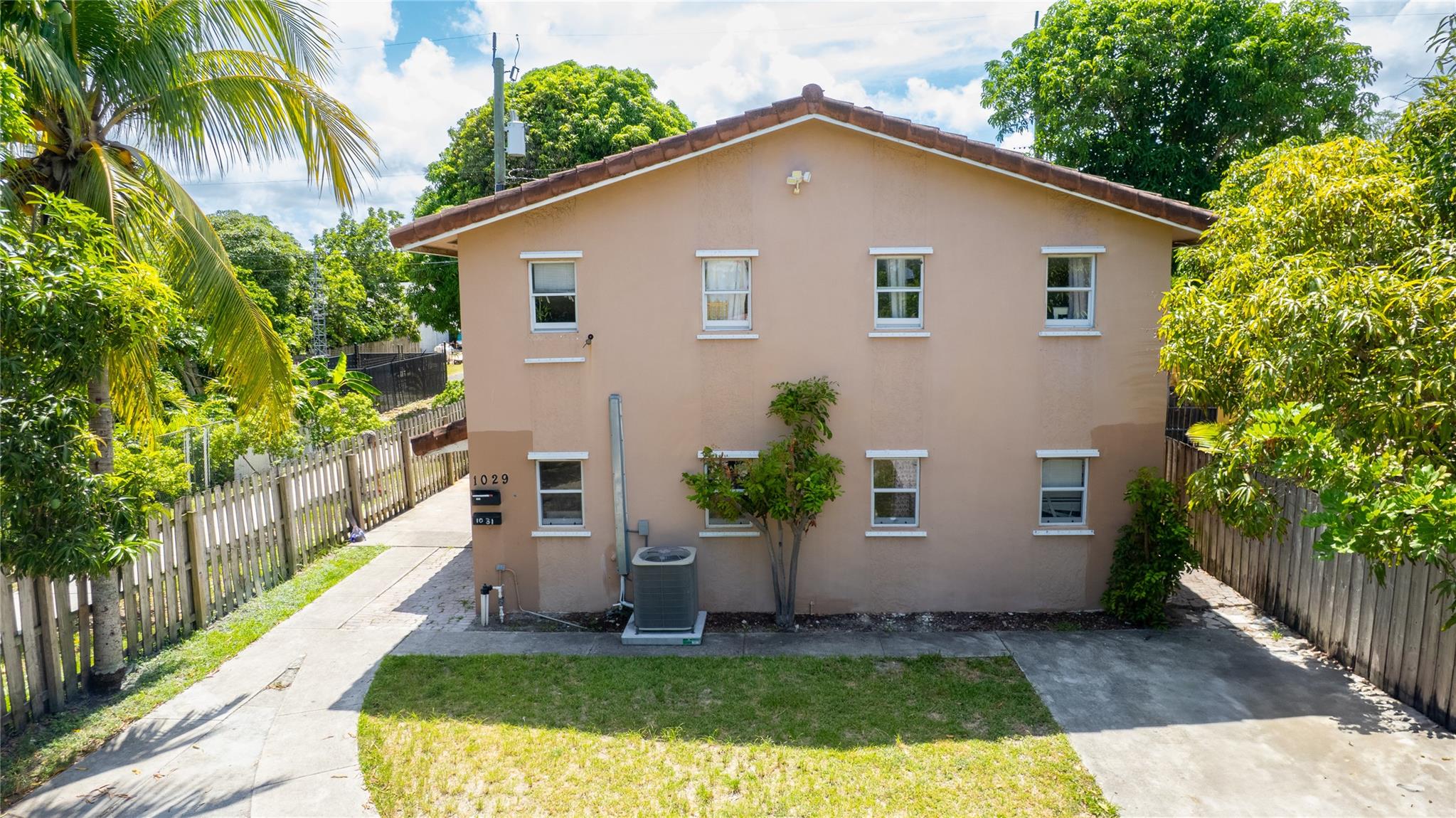 This is a great income producing opportunity for the investor who is looking to grow their portfolio. The property consists of 2 attached, identical townhouses. Each one offer 3 bedrooms and 3 bathrooms with their own private laundry rooms. The property sits on a large lot with plenty of parking. Currently 50% occupied with both units having gone through recent updating within the last 30 days. Current tenant is set at $2,300/month and vacant unit available for $2,500/month. Seller is willing to leave second unit vacant if buyer wishes for it (if contracted before new tenant occupancy). Located in in a designated Opportunity Zone which may offer tax advantages to buyer.