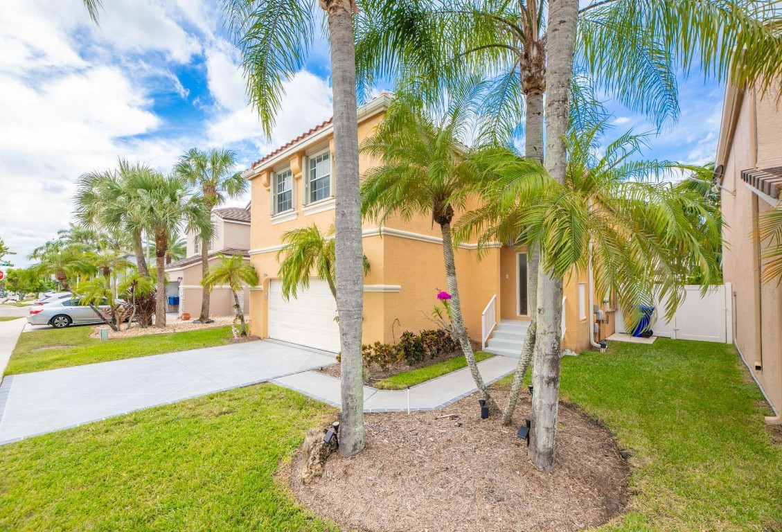 724 NW 155th Terrace