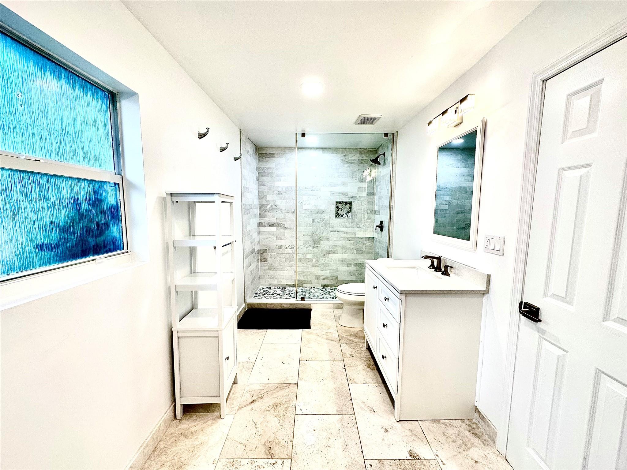 VICTORIA PARK CORR AMEN P - Residential