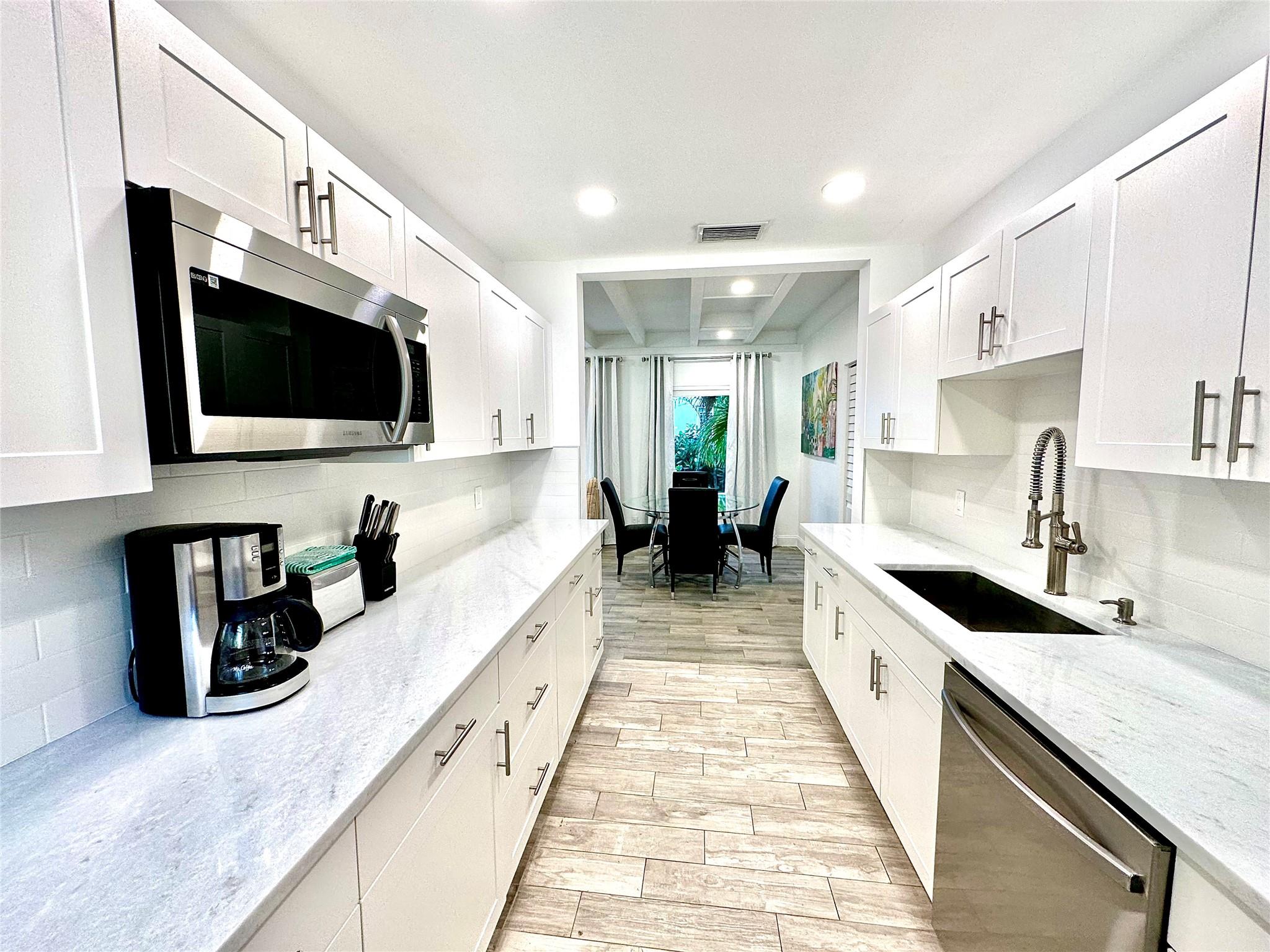 VICTORIA PARK CORR AMEN P - Residential