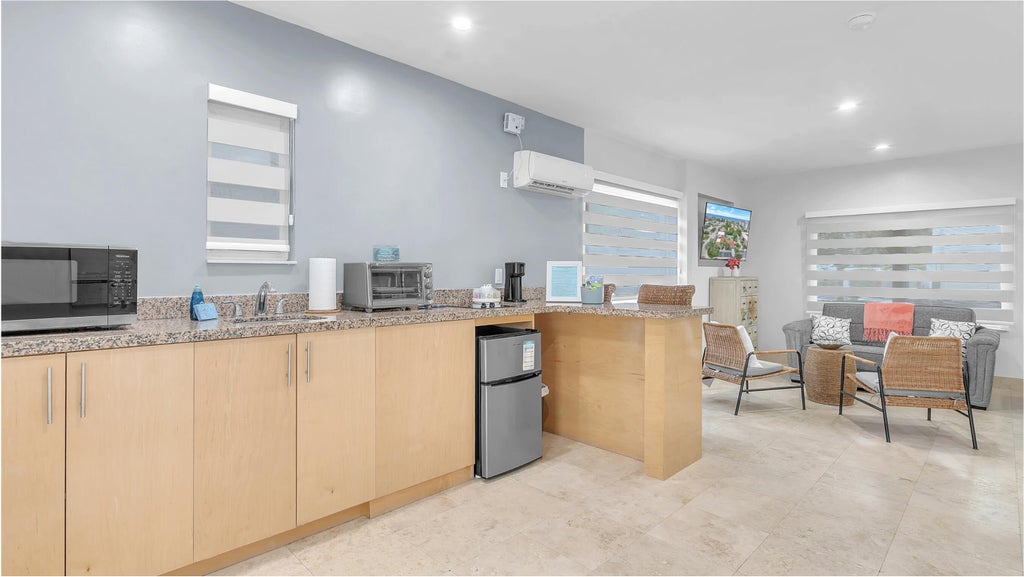 Photo of 4562 Bougainvilla Drive, Lauderdale By The Sea, FL 33308 (MLS # R11127289)