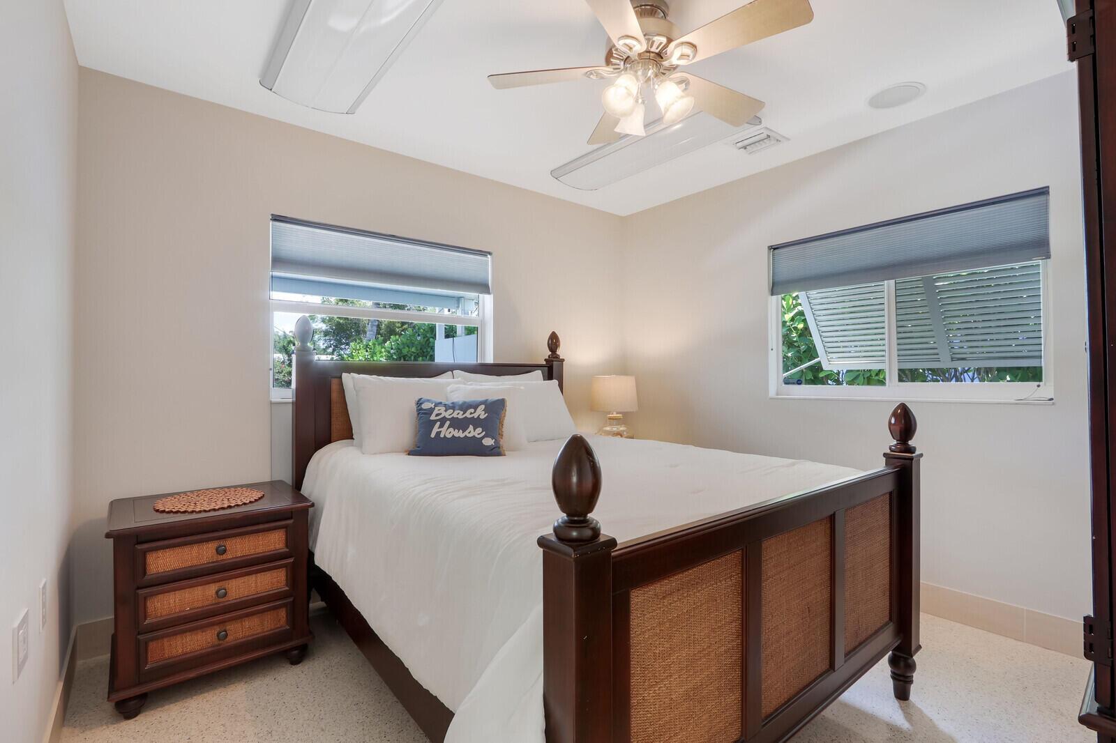 SEA GATE HARBOR - Residential