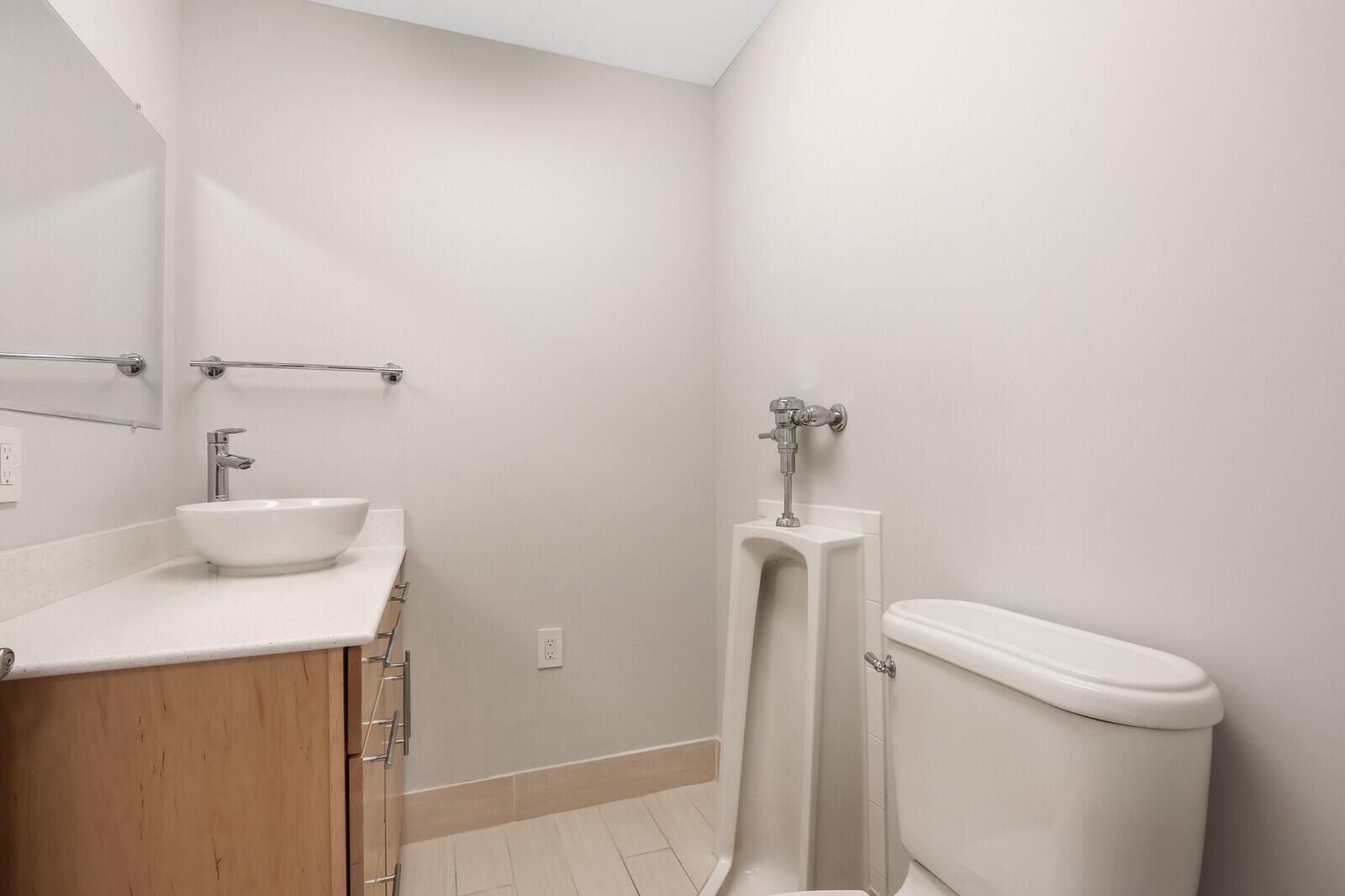 SEA GATE HARBOR - Residential