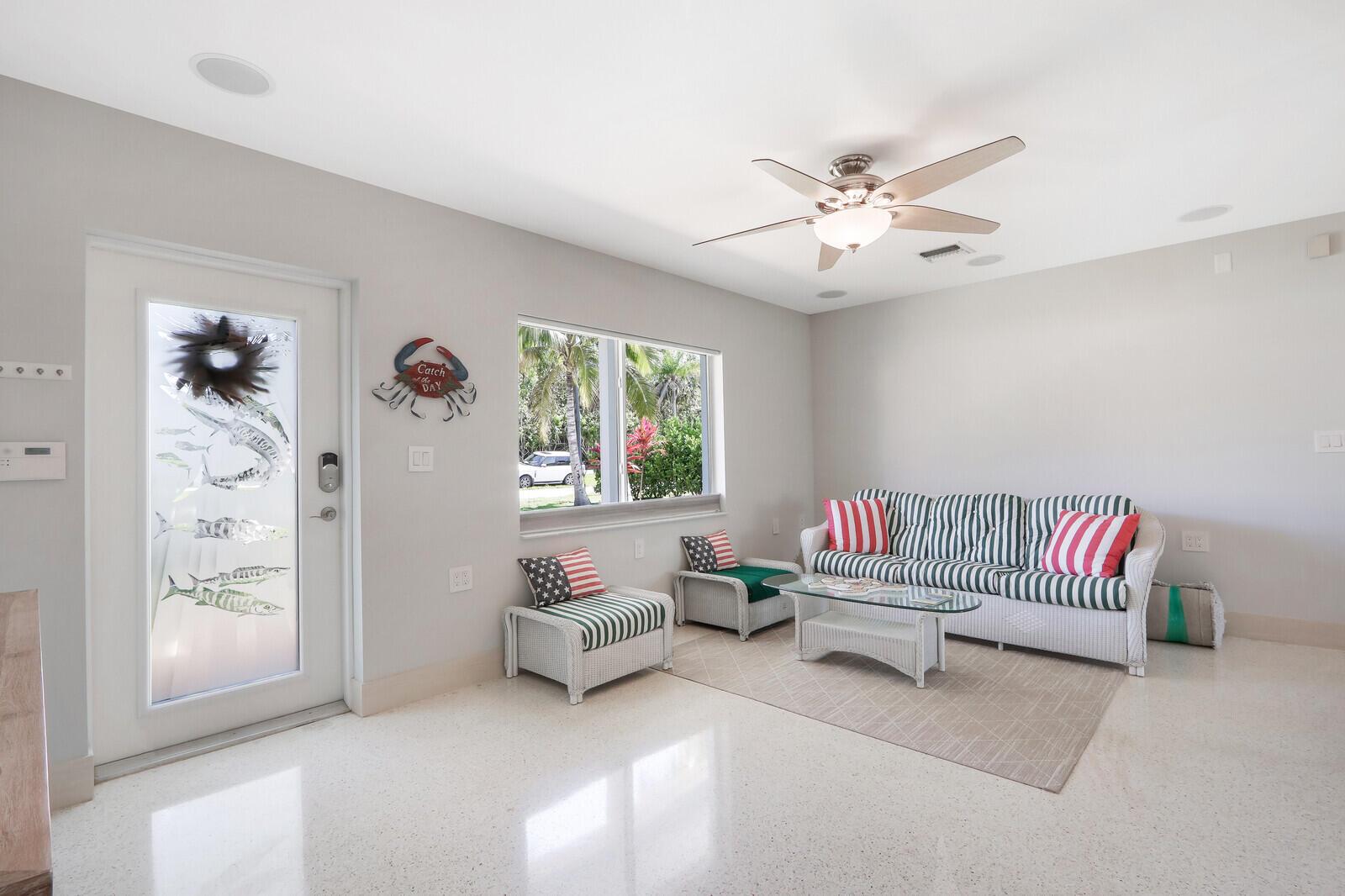 SEA GATE HARBOR - Residential