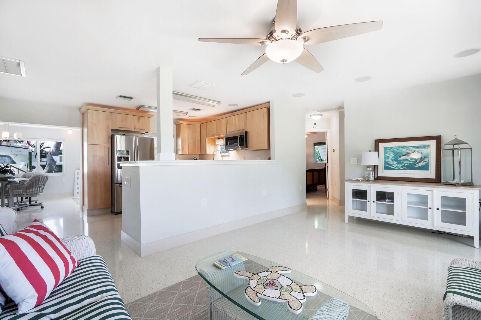 SEA GATE HARBOR - Residential