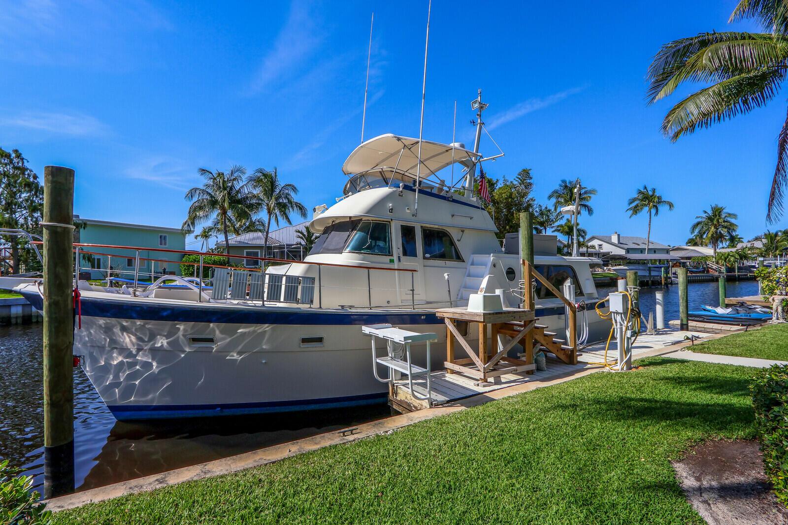 SEA GATE HARBOR - Residential