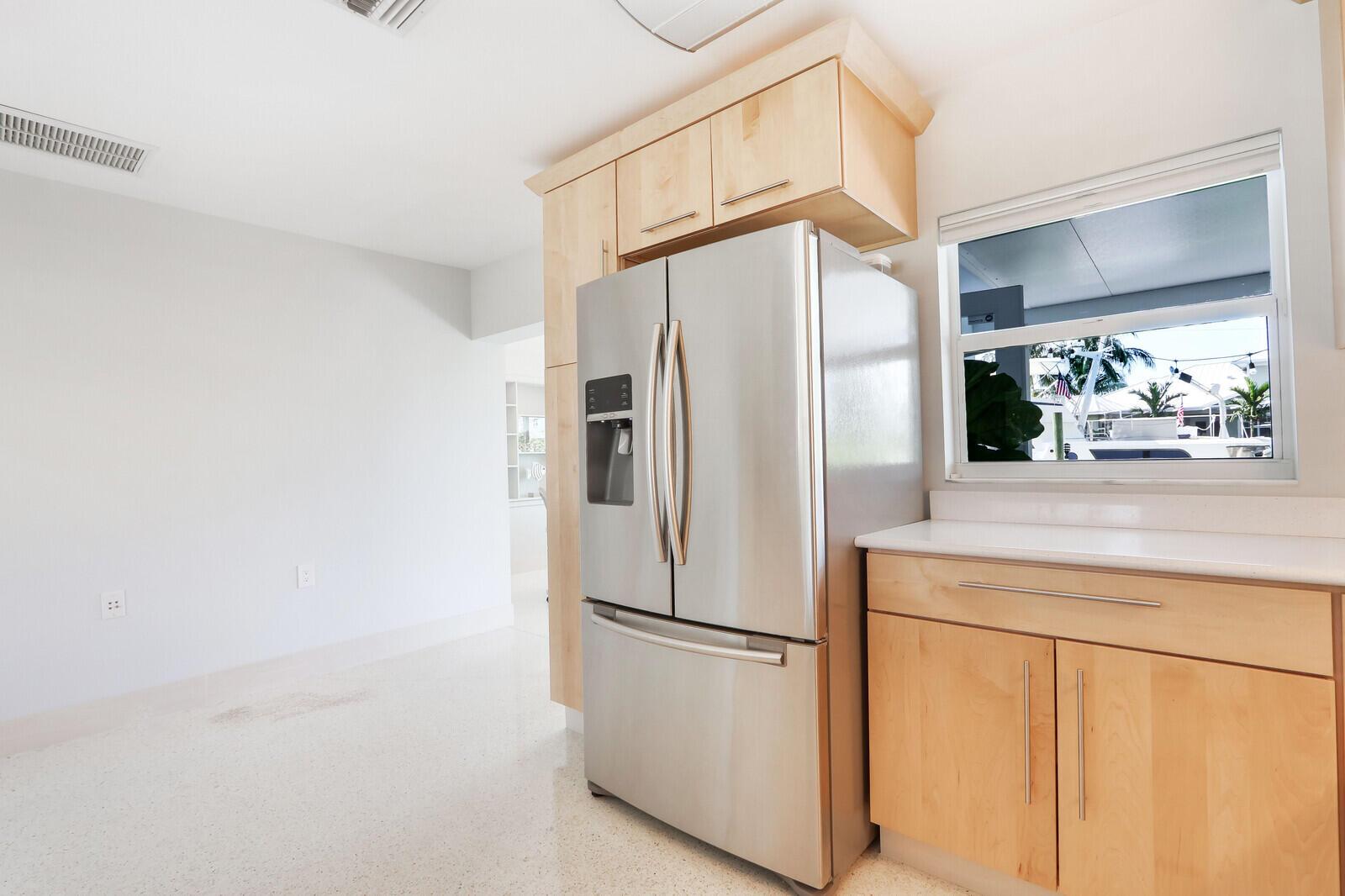 SEA GATE HARBOR - Residential