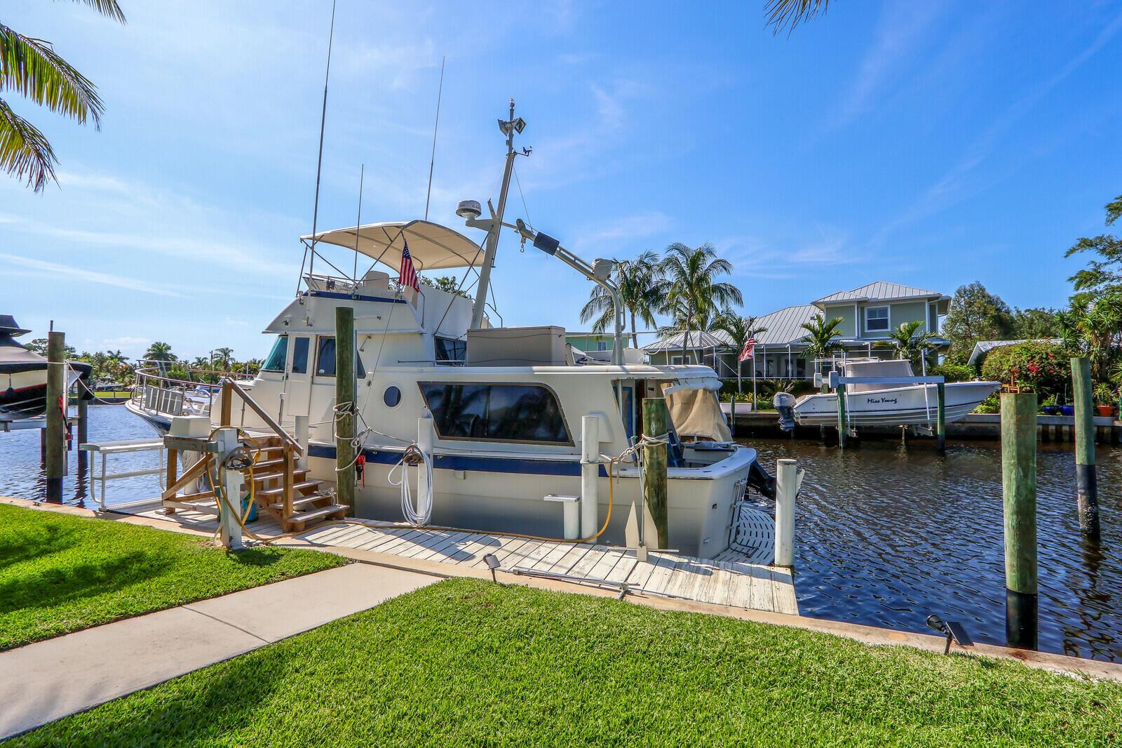 SEA GATE HARBOR - Residential