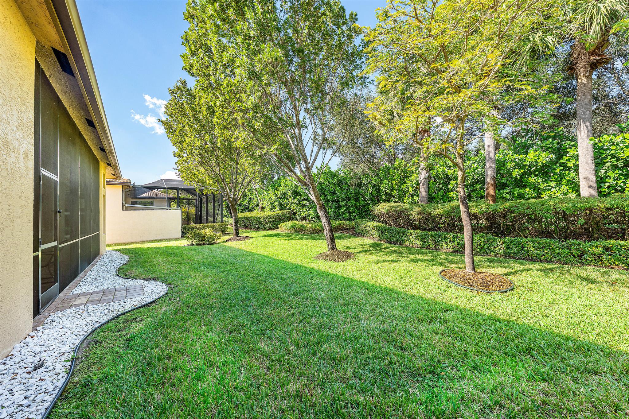 Valencia Cove - Residential